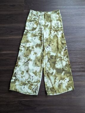 Anthropologie Palazzo Wide Leg Cargo Pants 12 Green Abstract Print High Rise